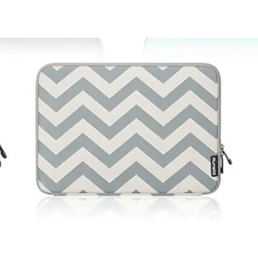 Runetz Neoprene Case 12" NWT